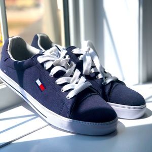 new, tommy hilfiger shoes. size US 9.5, UK 41.5